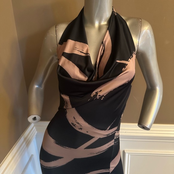 NWT FASHION NOVA Abstract Cowl Neckline Maxi Dress Sz XS - Picture 3 of 6